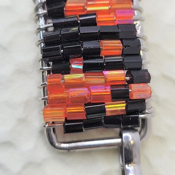 ORANGE and Black Bead Bracelet - Picture 5 of 9